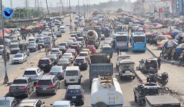 Lekki-Ajah Traffic: See What Residents Of Lekki-VGC-Ajah Go ...