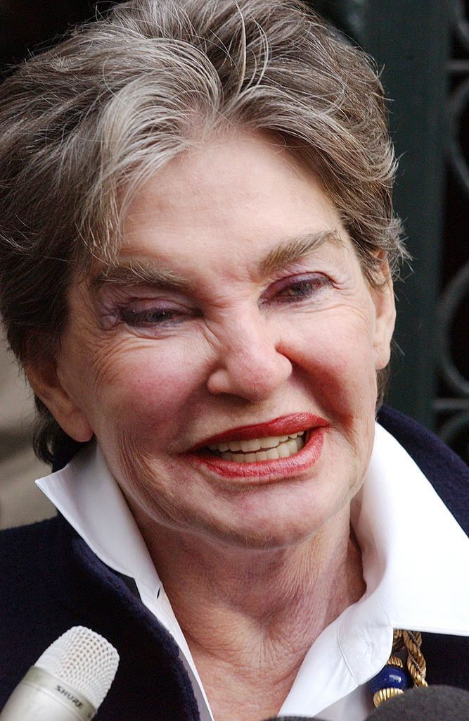 celebrities who lost their fortunes