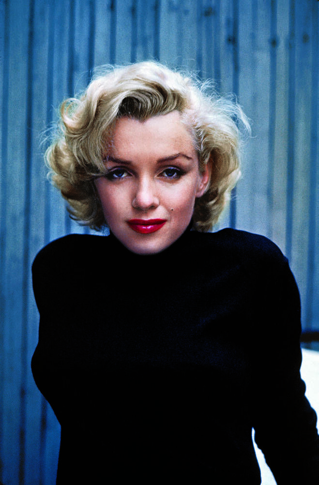 celebrities who lost their fortunes