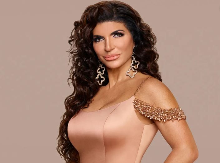 celebrities who lost their fortunes