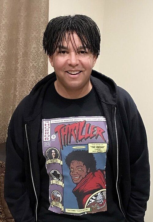Taj Jackson wearing a shirt depicting his uncle, Michael Jackson. Photo by Toglenn, via Wikimedia Commons. Licensed under CC BY-SA 4.0.